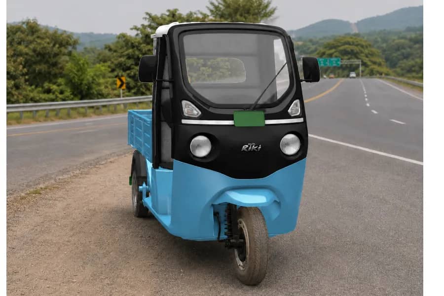 Bajaj Riki C40 EV Photo View