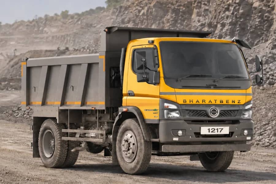 BharatBenz 1217C Images