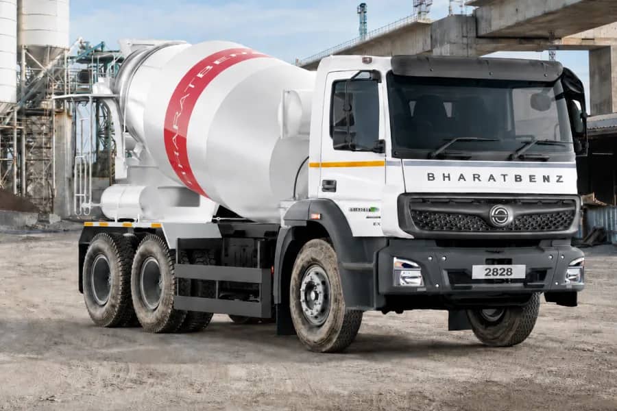 BharatBenz 2828C RMC Images
