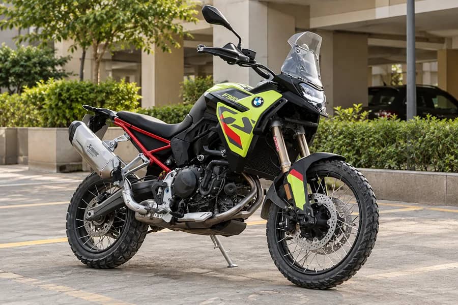 BMW F900 GS Image