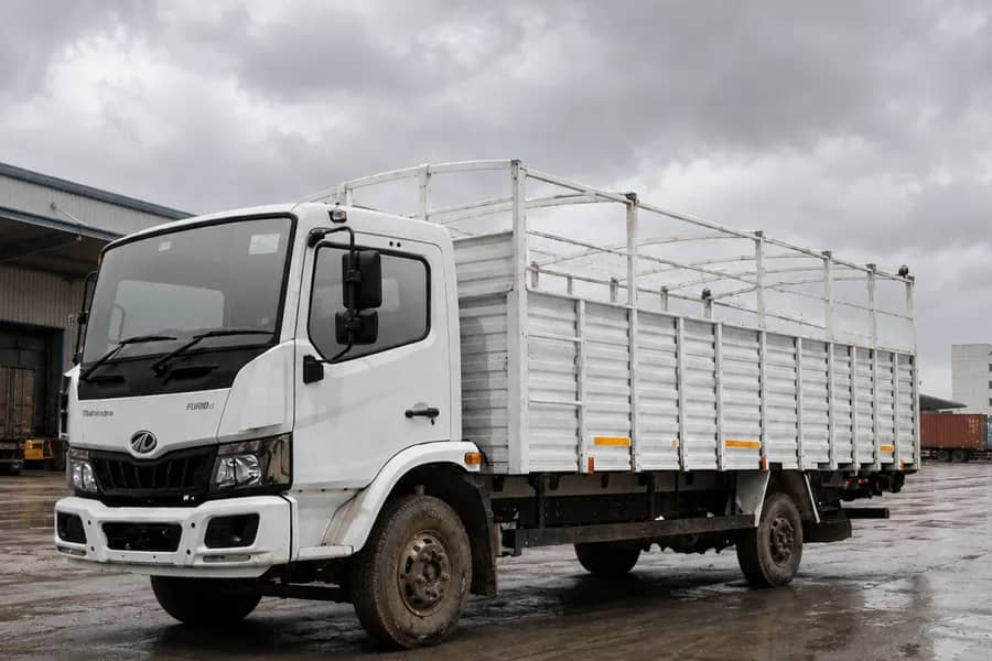 Mahindra Furio 8 Photo