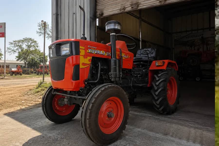 Mahindra Yuvraj 215 NXT Image