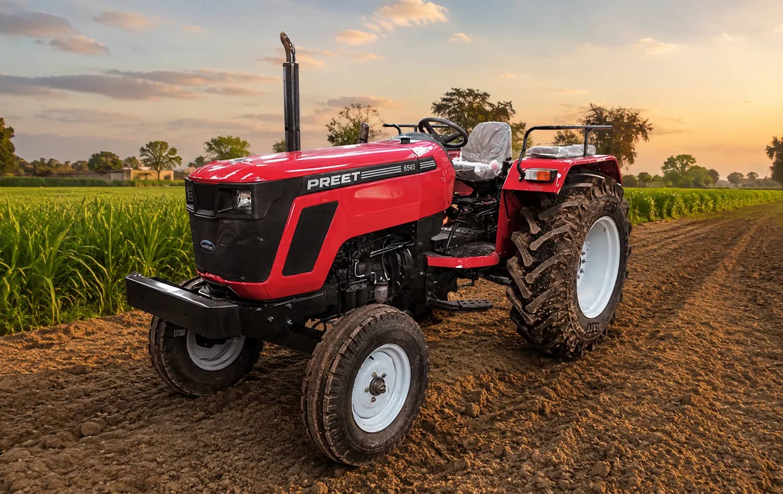 Preet 6549 CG (NSM) 2WD Image