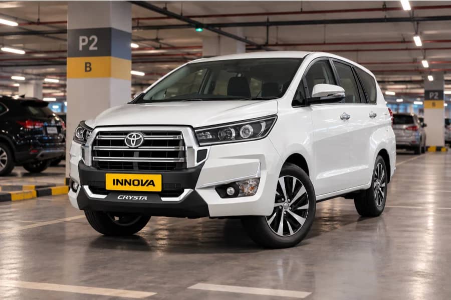 Toyota Innova Crysta FLT Image