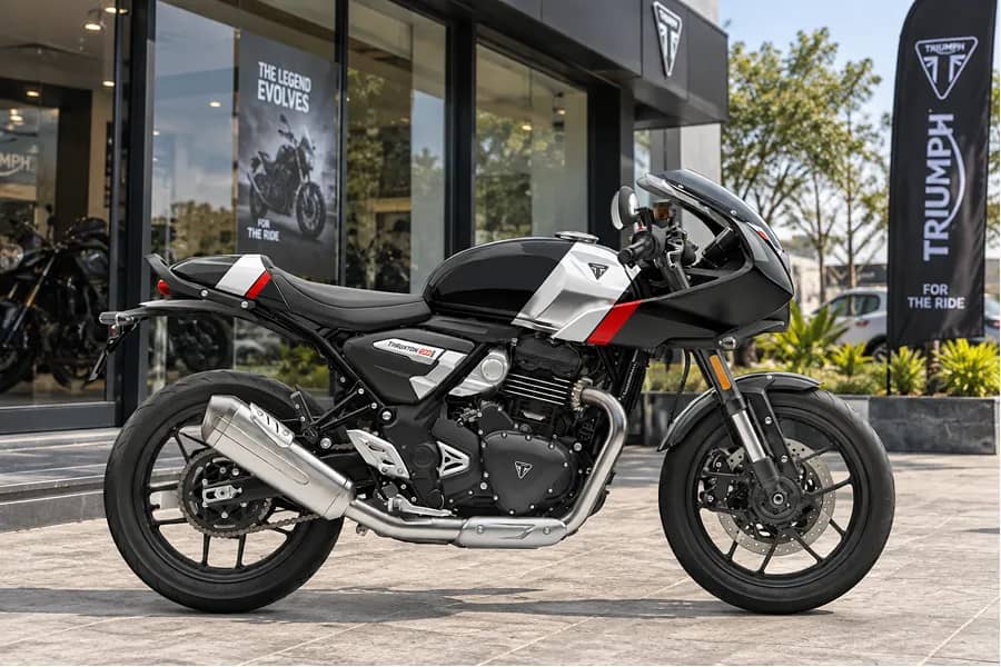 Triumph Thruxton 400 Image