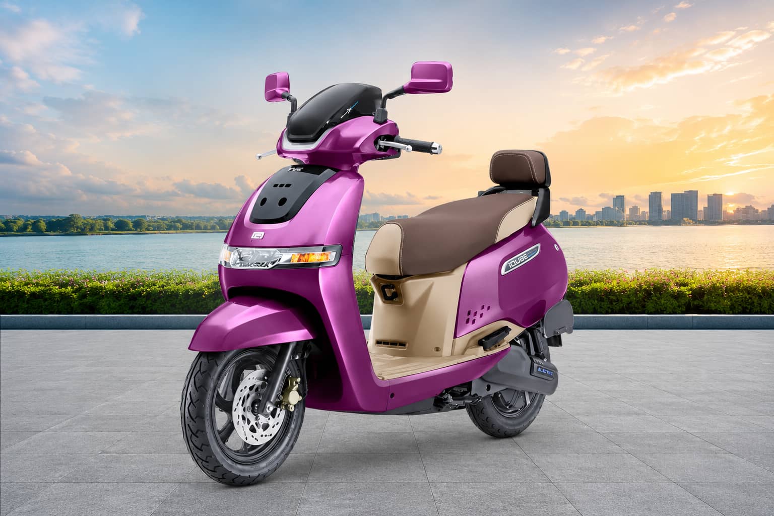 TVS iQube S
