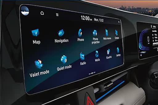 10.25 HD Audio video navigation system & Digital cluster