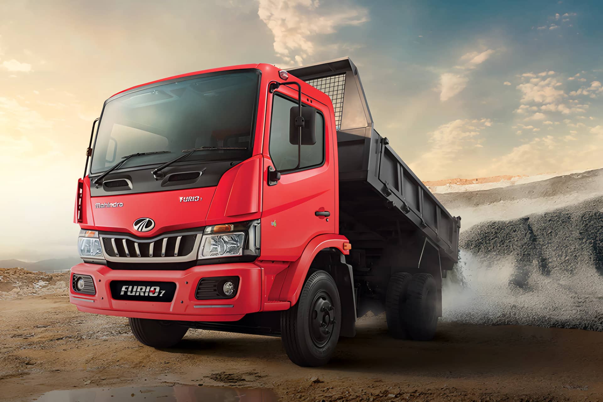 Mahindra Furio 7 Tipper Images