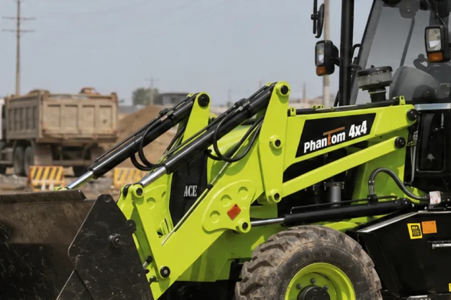 ACE Phantom Loader Lift Arm View