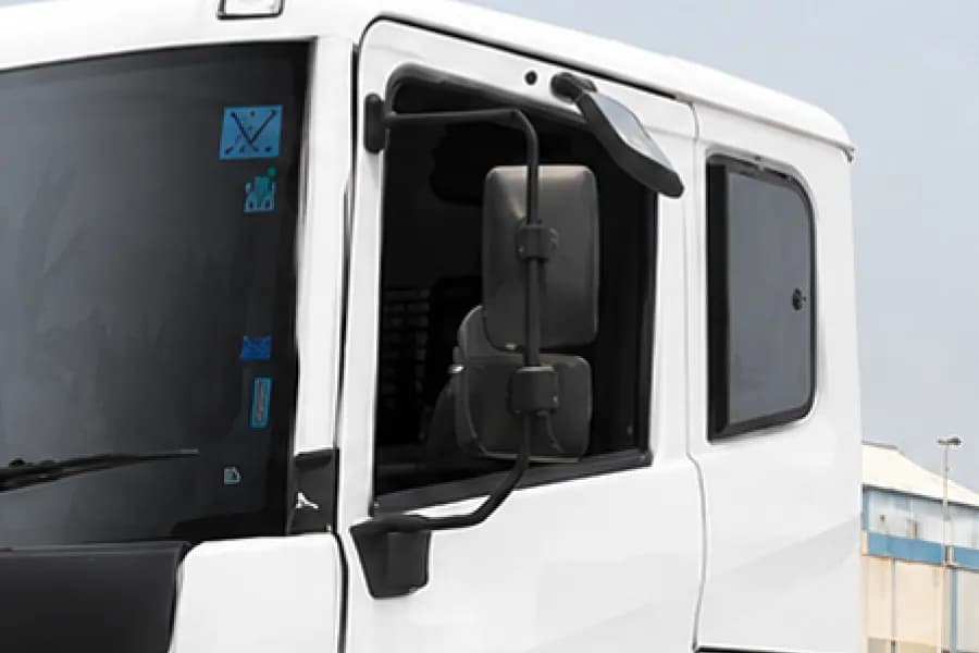 Ashok Leyland AVTR 2820H 6x4 Mirror View