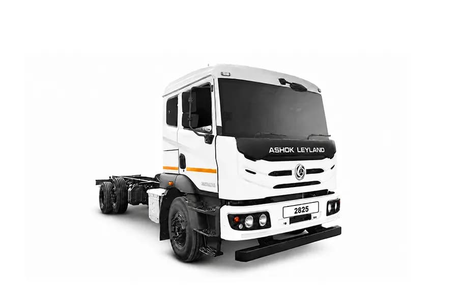 Ashok Leyland Avtr 2825H 6X2 White color