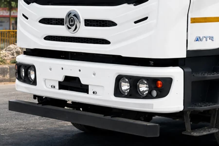 Ashok Leyland AVTR 2825H 6x4 Headlight & Bumper View