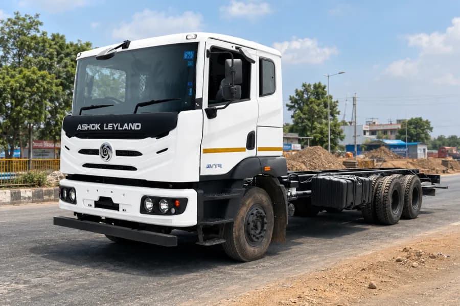 Ashok Leyland AVTR 2825H 6x4 Images