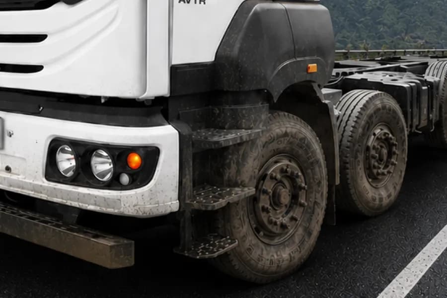 Ashok Leyland AVTR 4220-10x2H Foot Step View