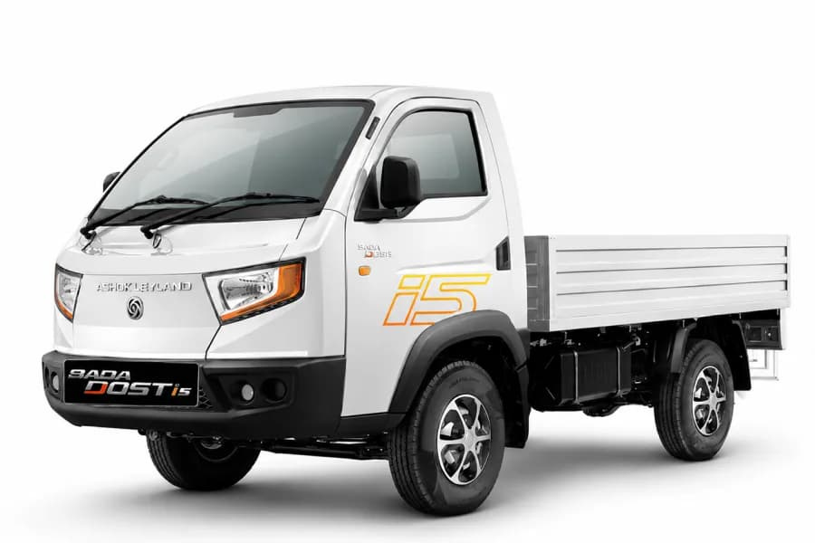 Ashok Leyland Bada Dost i5 White color