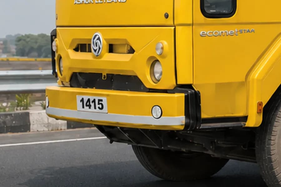 Ashok Leyland Ecomet 1415TE Headlight & Bumper View