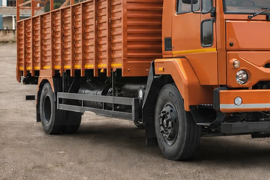 Ashok Leyland Ecomet 1615 Side Guard View