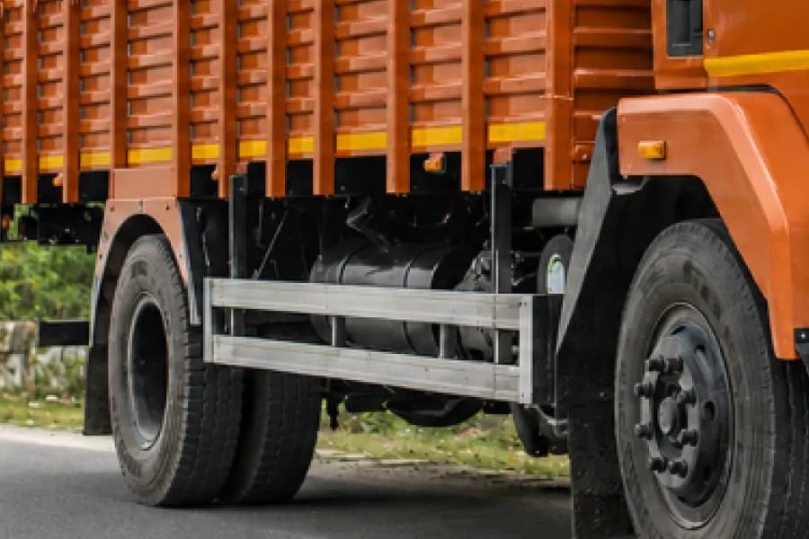 Ashok Leyland Ecomet 1915 Side Guard View