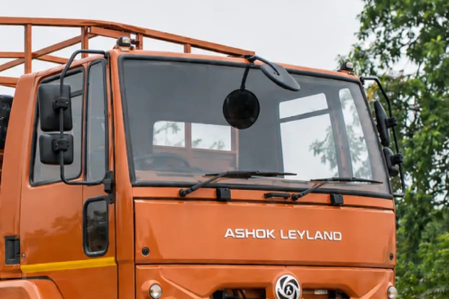 Ashok Leyland Ecomet 1915 Windshield View