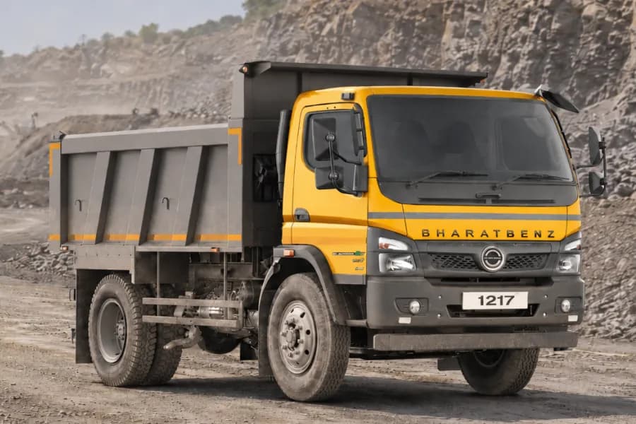 BharatBenz 1217C Images
