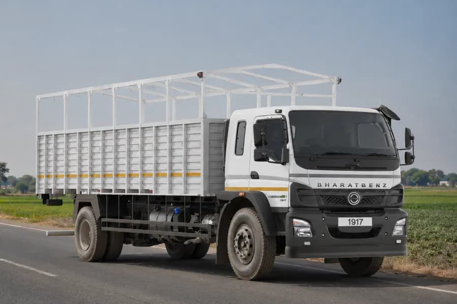 BharatBenz 1917R Images