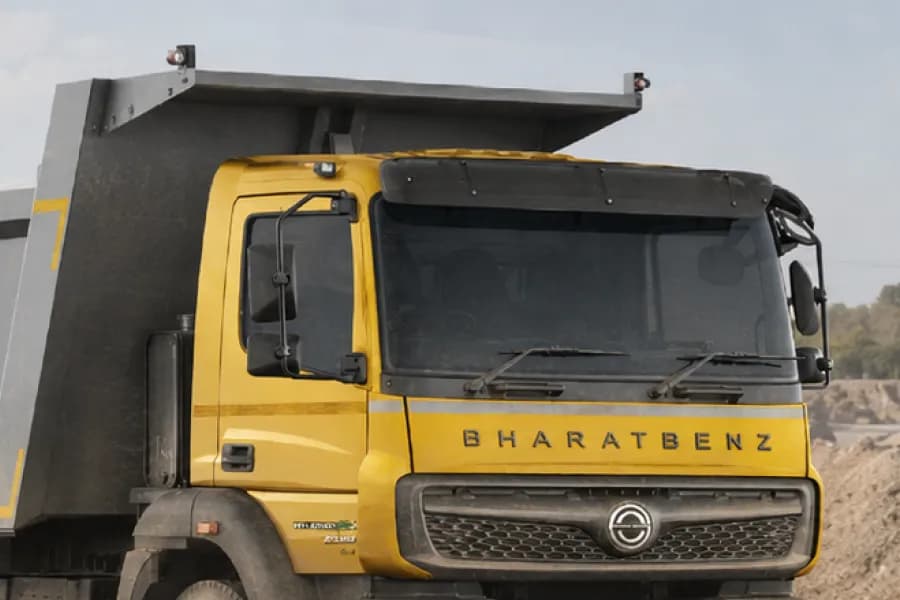 BharatBenz 2826C Windshield View