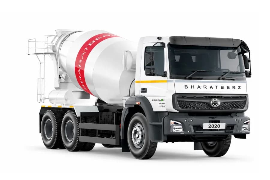 BharatBenz 2828C RMC White color