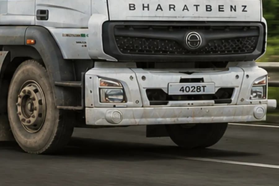 BharatBenz 4028T Bumper & Headlight View
