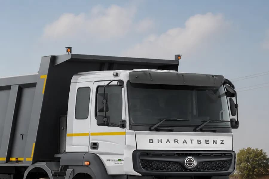 BharatBenz 4228RT Mirror View