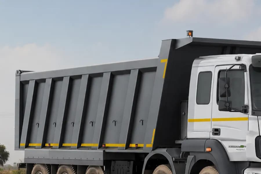 BharatBenz 4228RT Tipper Body View