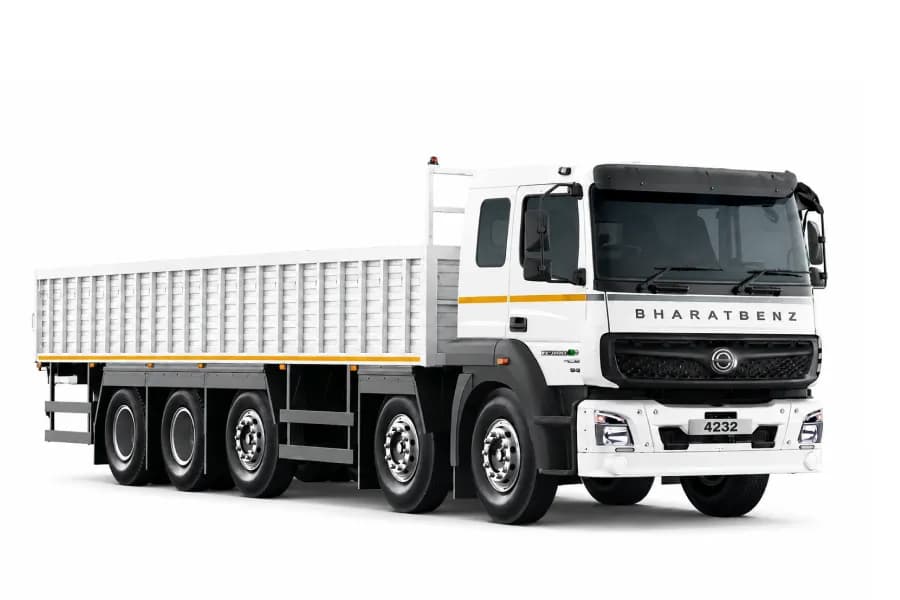BharatBenz 4232R White color