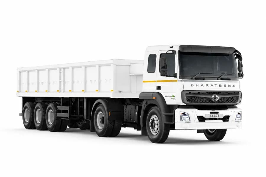 BharatBenz 5532T 4x2 White color