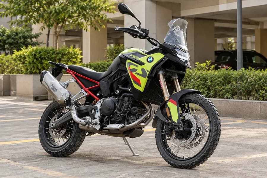 BMW F900 GS Image