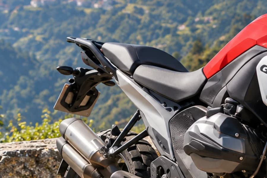 BMW R1300 GS Seat View