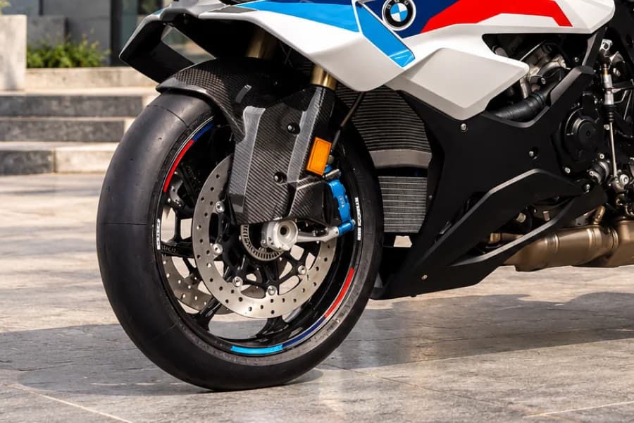 BMW S 1000 RR Front Wheel View