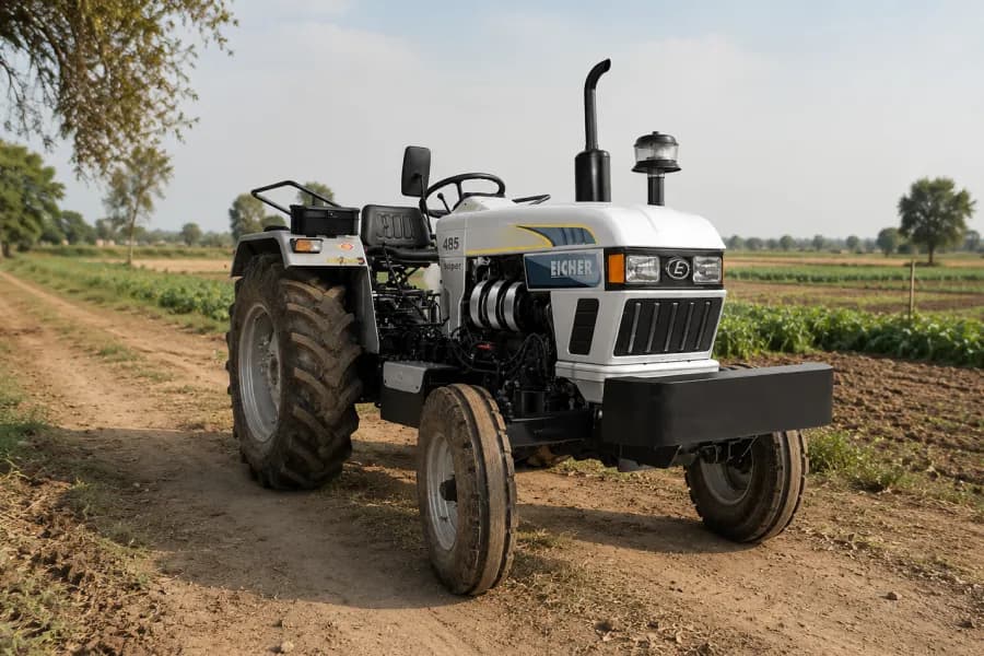 Eicher 485 Front View