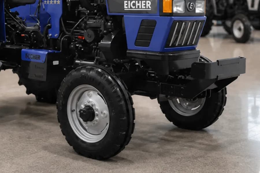 Eicher 551 Hydromatic Front Wheel View