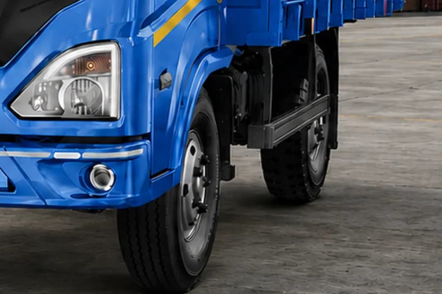 Eicher Pro 2059 Plus Tyres View