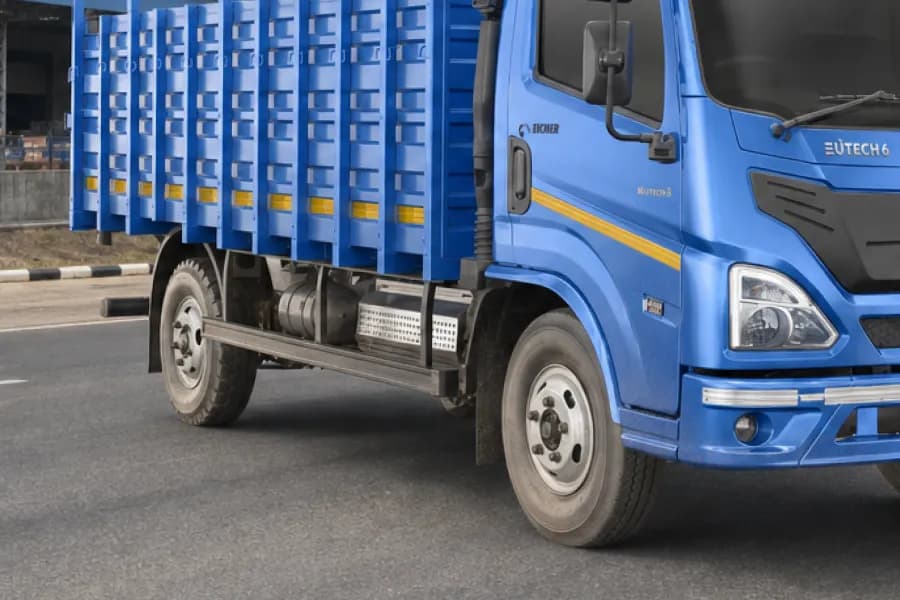 Eicher Pro 2059XP Wheels View