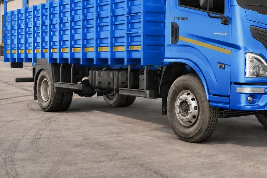 Eicher Pro 2075 Wheels View