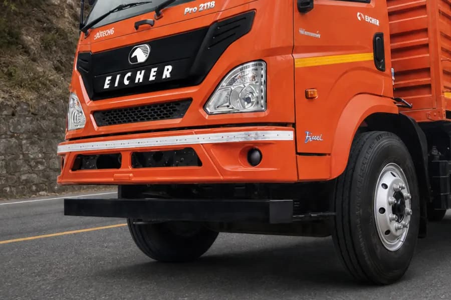 Eicher Pro 2118 Bumper View