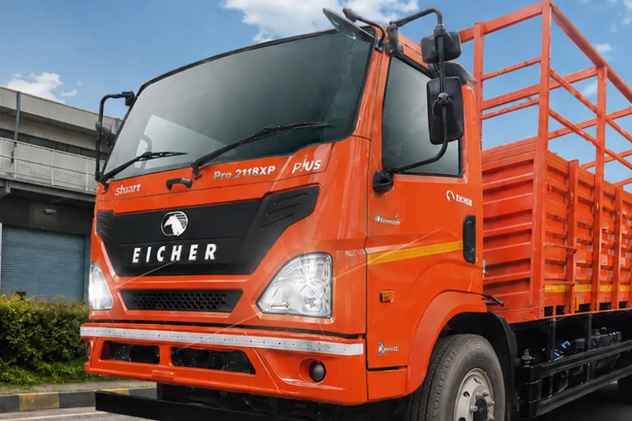 Eicher Pro 2118XP Plus Cabin View