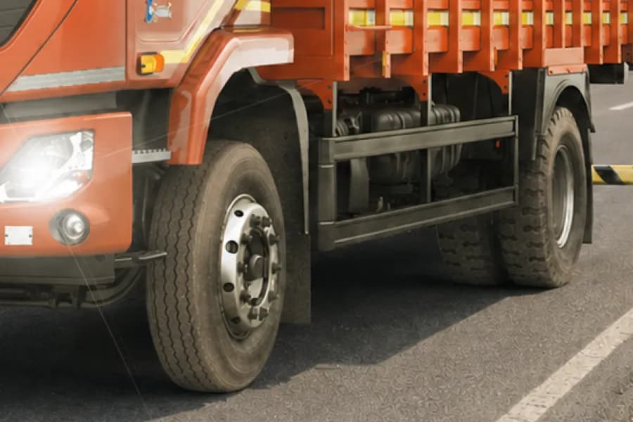 Eicher Pro 3018 Plus Wheels View