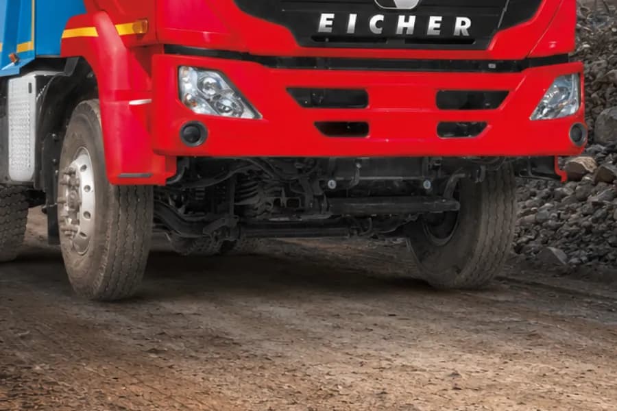 Eicher Pro 6019 XPT Headlight View