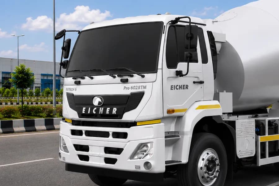 Eicher Pro 6028TM 157 KW Cabin View