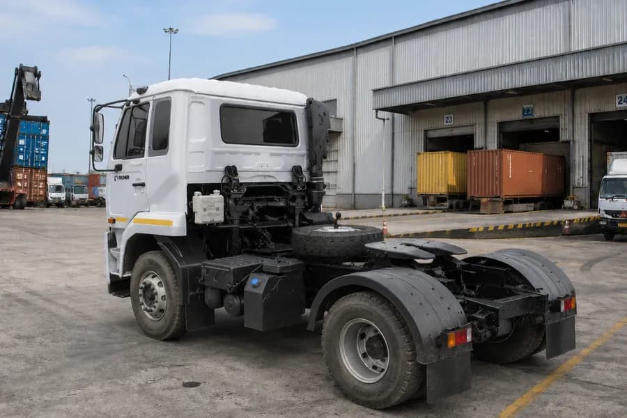 Eicher Pro 6040 Horse View