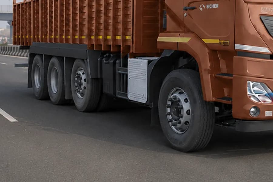 Eicher Pro 6042 Wheels View
