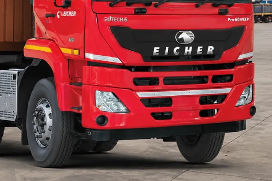 Eicher Pro 6055XP (4x2) Headlight & Bumper View