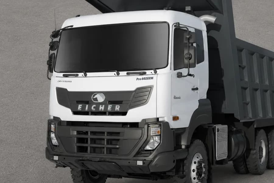 Eicher Pro 8028XM Cabin View