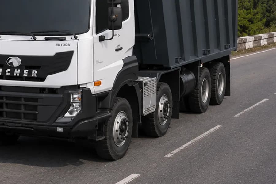 Eicher Pro 8035XM AMT Tyres View